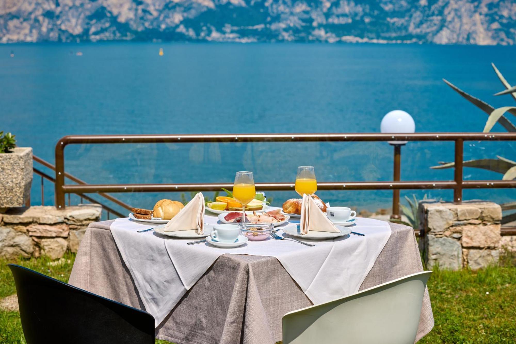 Locanda Bellavista Food&Rooms Malcesine Dış mekan fotoğraf
